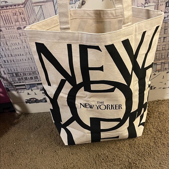 New York Print Tote Bag - Black and Cream - Picture 2 of 5